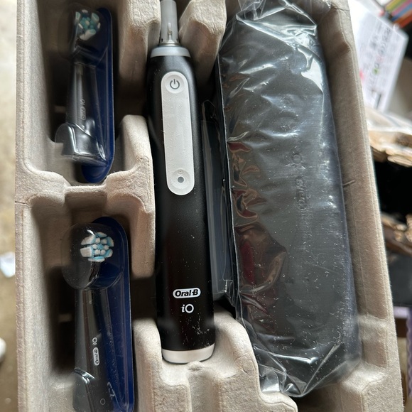 Electric toothbrush - Picture 9 of 9